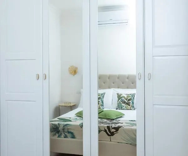 Aurora Pool & Fitness Villa