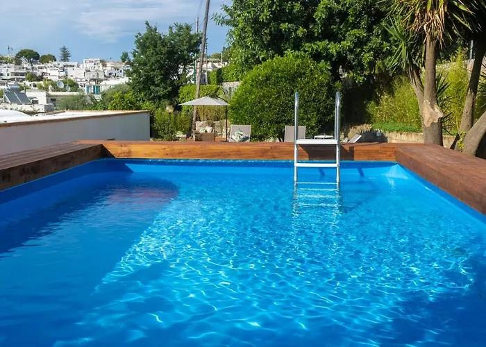 Aurora Pool & Fitness Villa