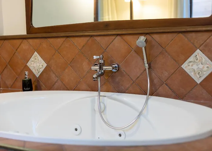 Aurora Pool & Fitness *