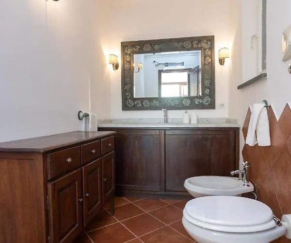 Aurora Pool & Fitness 别墅 *